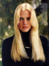 EOF SWEATER GIRLS- Vogue UK Lara Stone 1970S Turtleneck