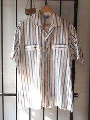 1960s Vintage Mens Striped Red and Blue Summer Surf Shirt